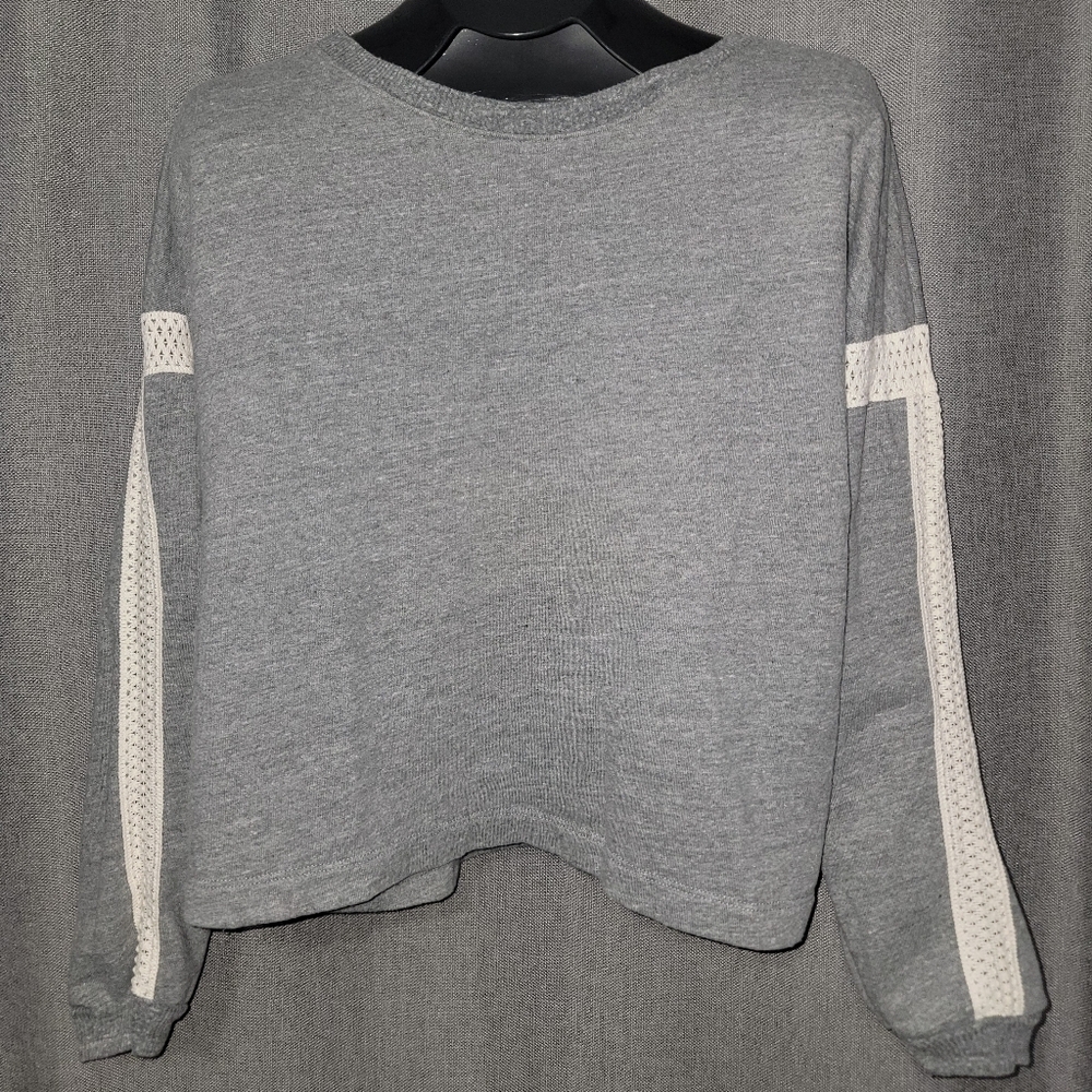 Kinly Lace and Gray Sweater Size M